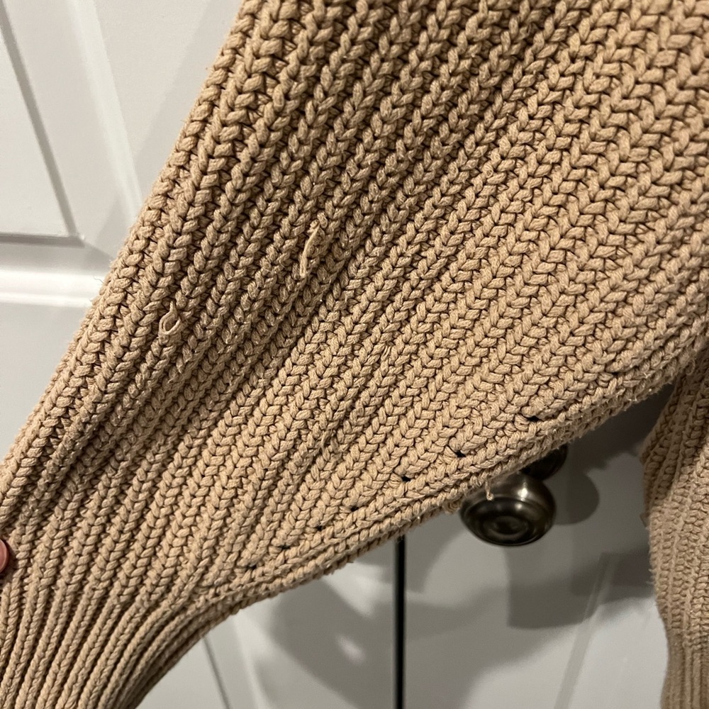 Free People Swim Too Deep Oversized Chunky Knit Cardigan | Almond | Size Medium - Picture 11 of 11
